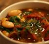 ブルガリアのスープのレシピ：ケフィア、豆、クワス、鶏肉、レンズ豆、フェタチーズを使用