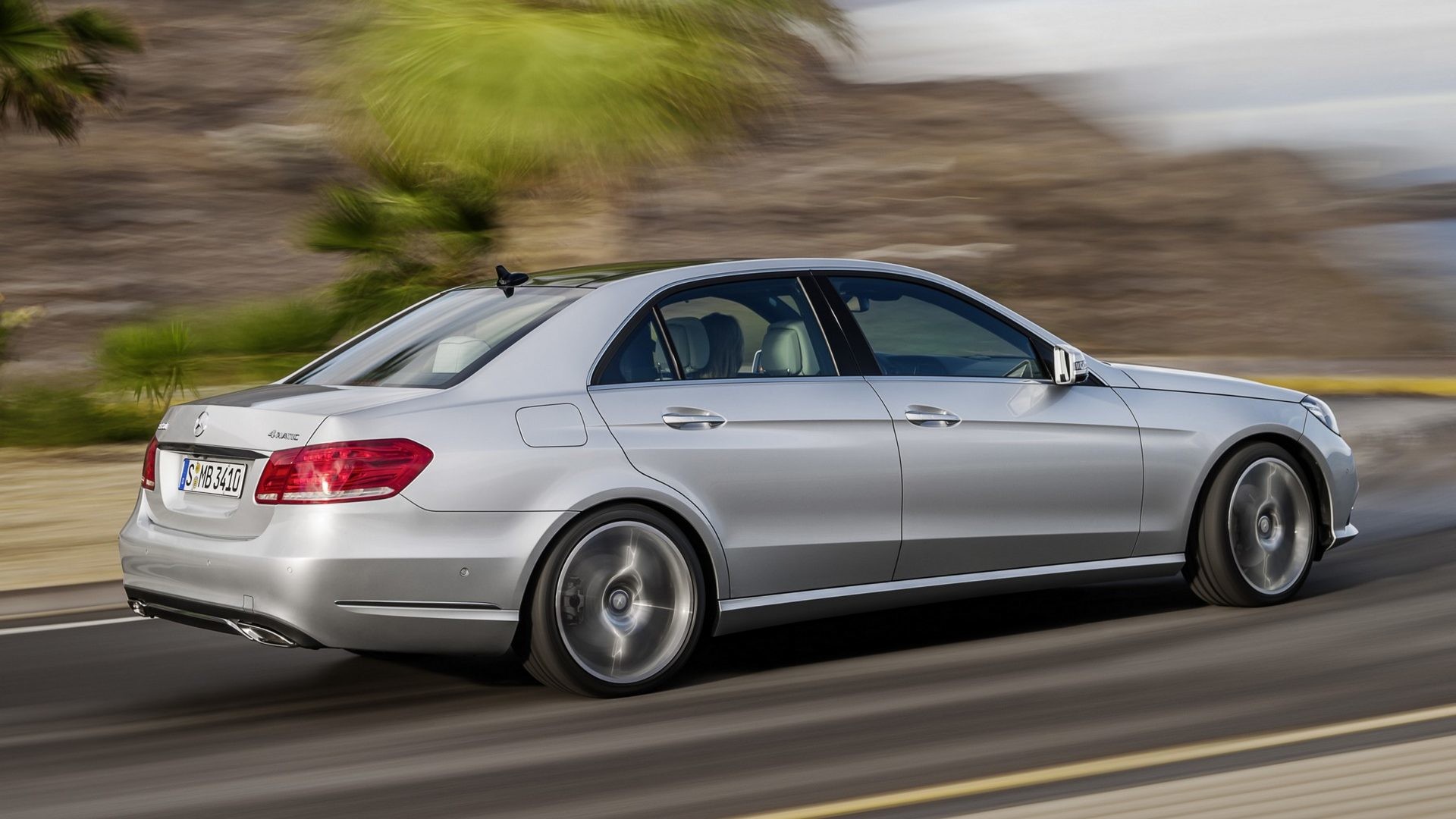 Jak Rozlisit Konfiguraci Mercedes Benz W212 Mercedes Benz E Class W212 Vyberte Pouzitou Kopii